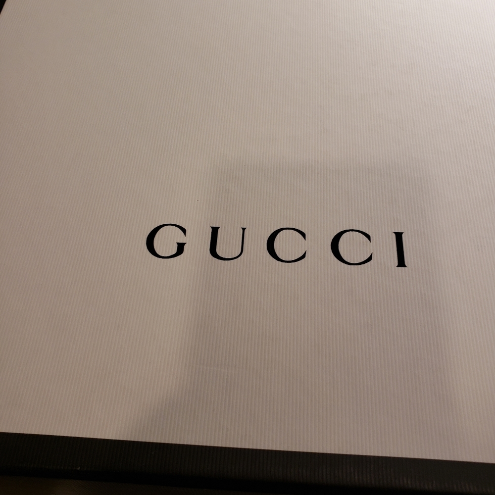 Authentic Gucci boots - Picture 8 of 9